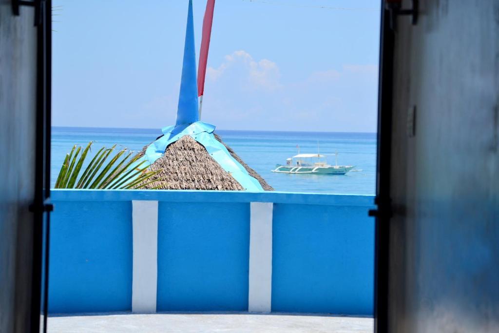 Blue Corals Beach Resort Malapascua Buitenkant foto